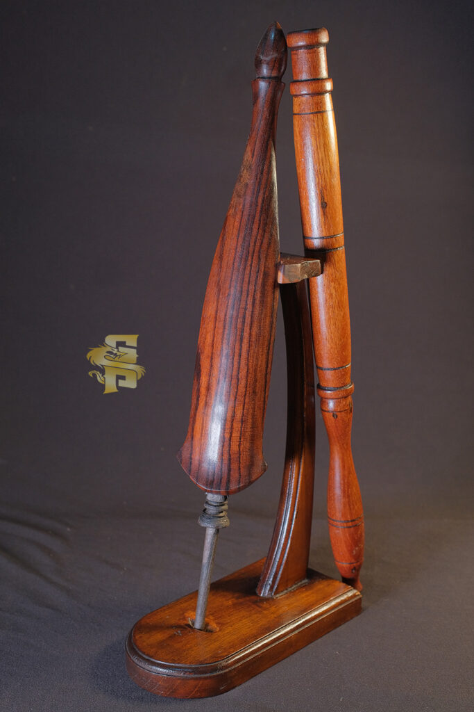 01 TOMBAK KOROWELANG_01