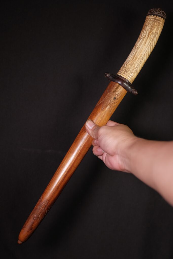 T05 TOMBAK RON PRING_01